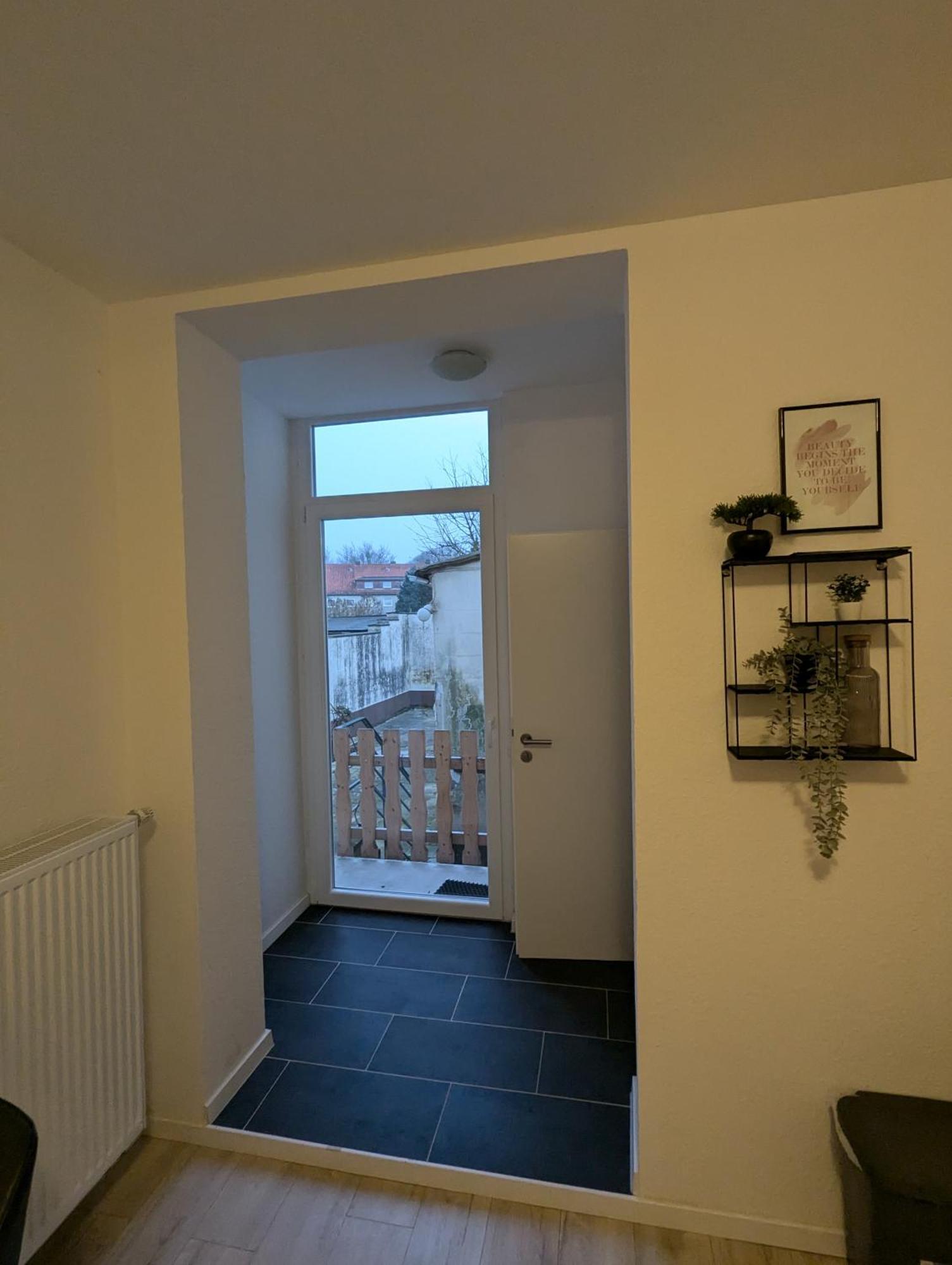 Moderne Wohnung Im Erdgeschoss Mit Terrasse I Ruhige Umgebung Бремерхавен Екстериор снимка