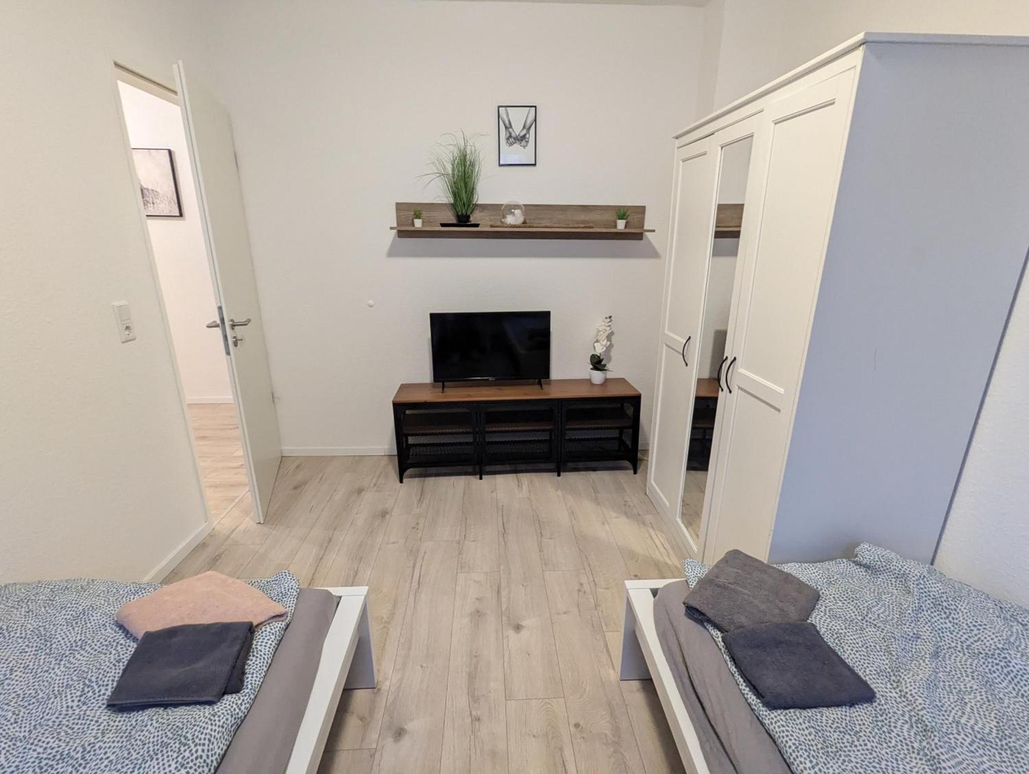 Moderne Wohnung Im Erdgeschoss Mit Terrasse I Ruhige Umgebung Бремерхавен Екстериор снимка